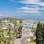 A2 - 1 Bdr Sea & Port View - Ac, Garage & Terrace דירה