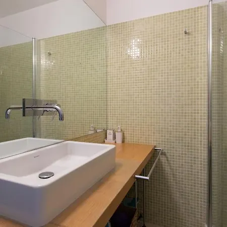 Apartmán A2 - 1 Bdr Sea & Port View - Ac, Garage & Terrace