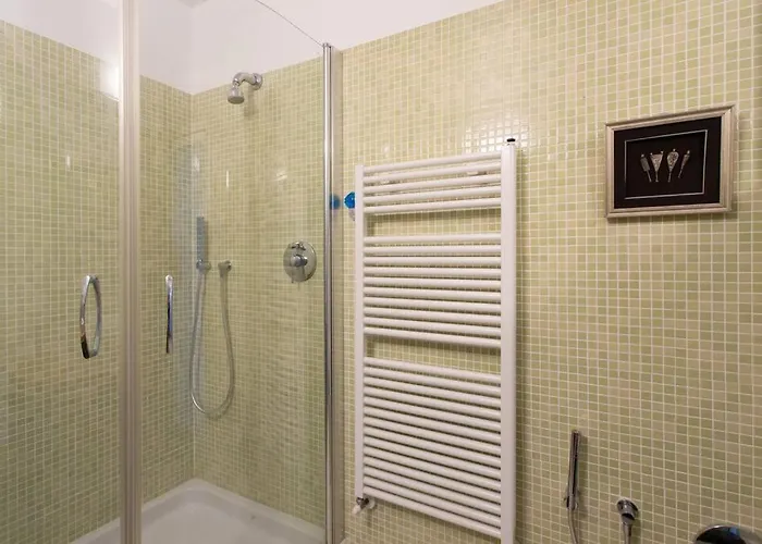 A2 - 1 Bdr Sea & Port View - Ac, Garage & Terrace Apartamento *