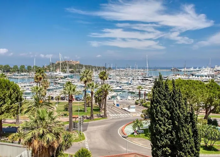 A2 - 1 Bdr Sea & Port View - Ac, Garage & Terrace Apartamento Antibes