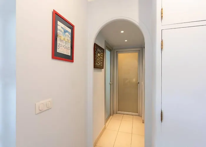 A2 - 1 Bdr Sea & Port View - Ac, Garage & Terrace Apartamento Antibes