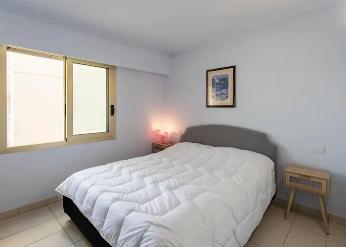 A2 - 1 Bdr Sea & Port View - Ac, Garage & Terrace Apartamento *